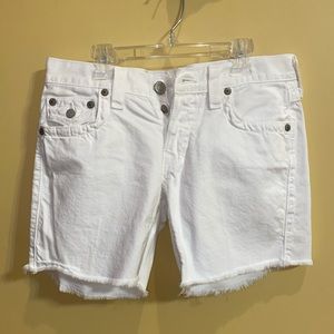 TRUE RELIGION White Shorts